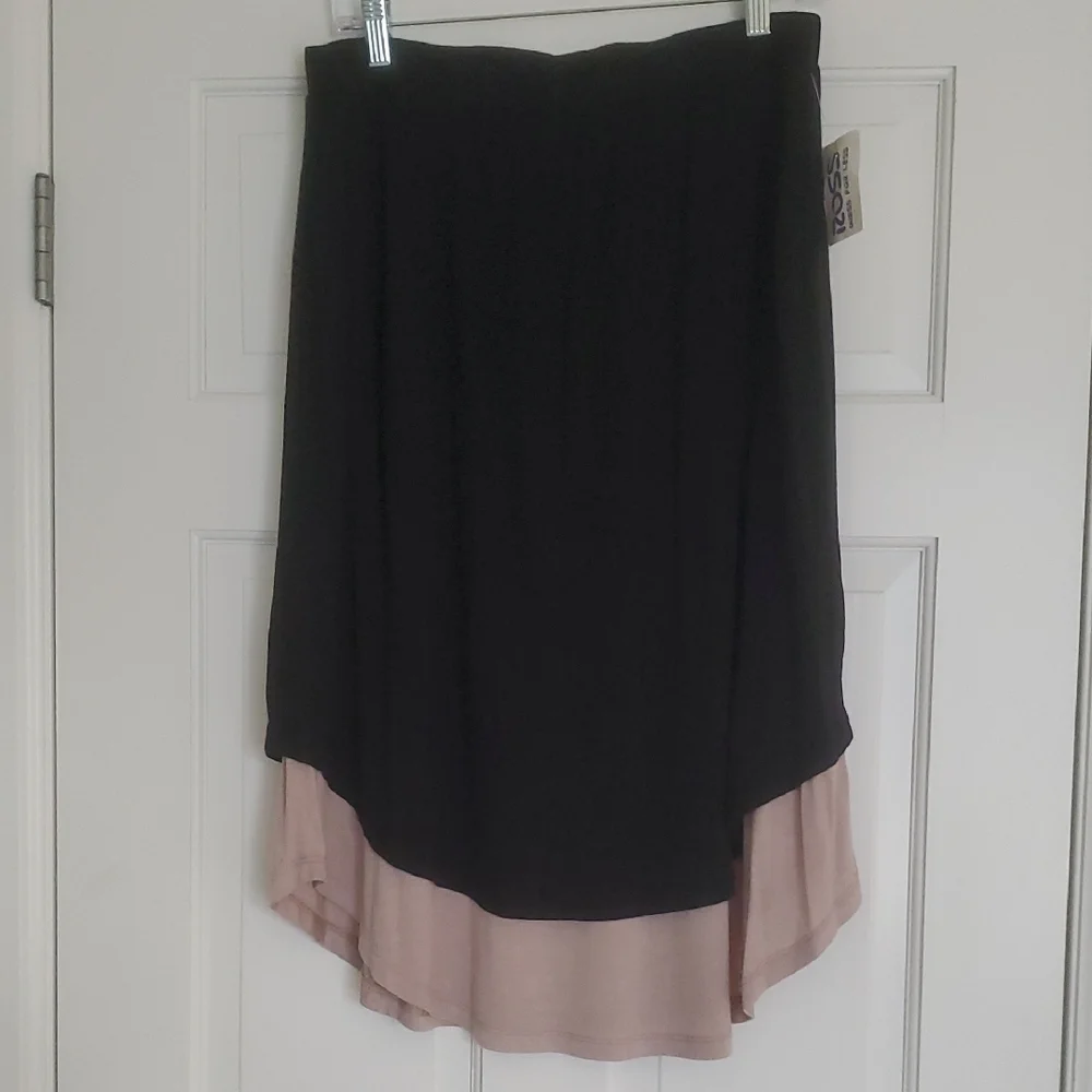 NWT Pleione Women's Black/Tan Double lined Skirt sz L
